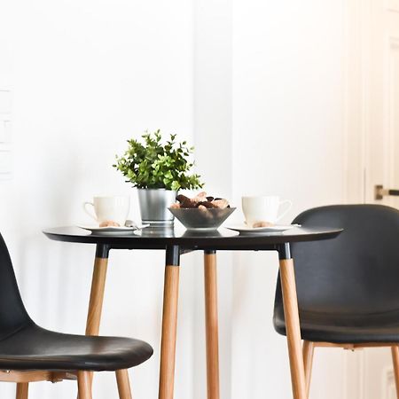 Green Garden Apartment Torun Bagian luar foto