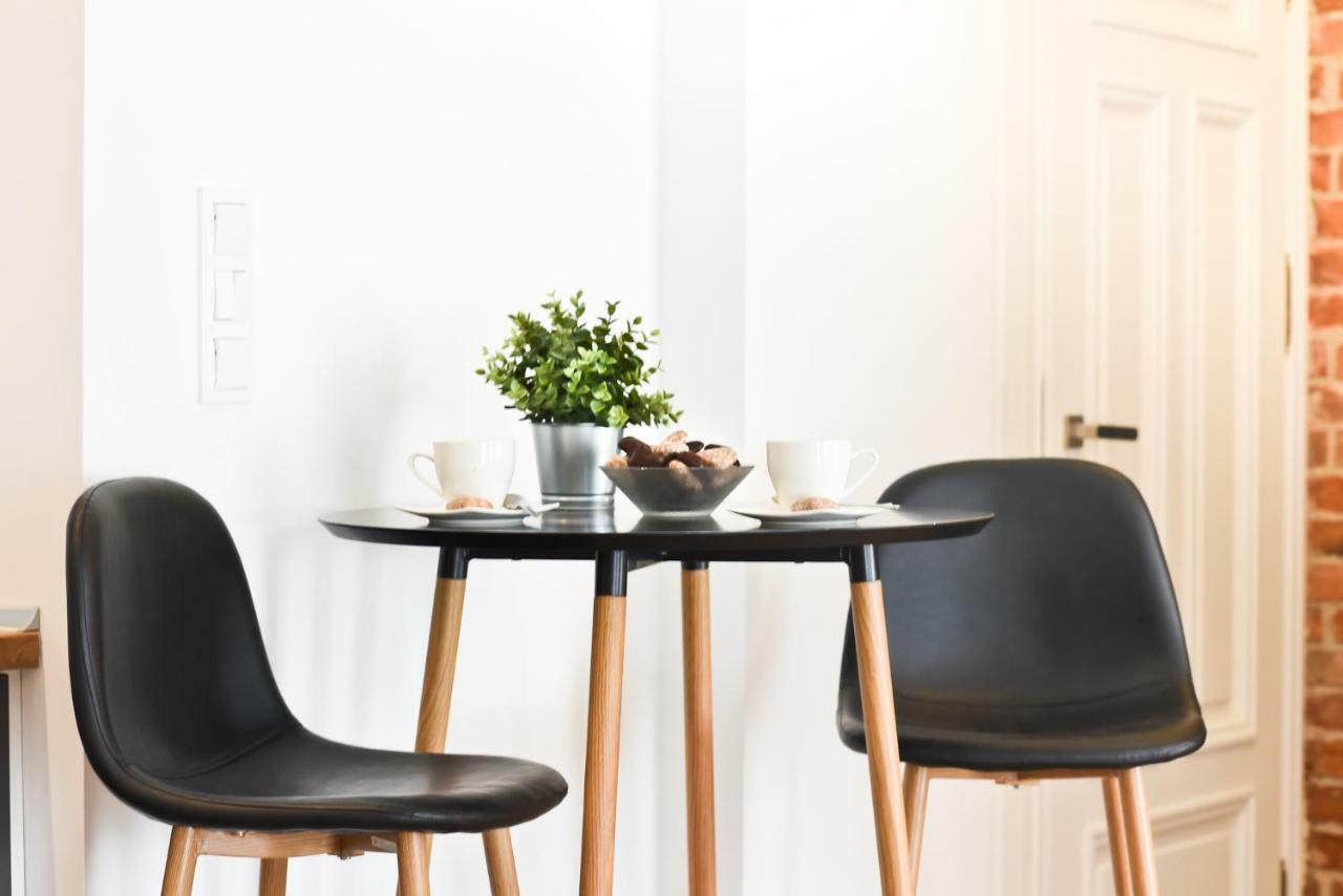 Green Garden Apartment Torun Bagian luar foto